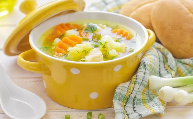 Как сварить овощной полезный суп ребёнку