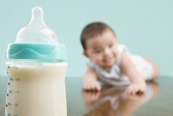 Грудное молоко и ребенок