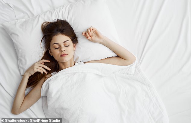 Australian registered nurse and anti-ageing specialist from The Wellness Group, Madeline Calfas, has revealed why sleeping on your back is the optimum position for most people