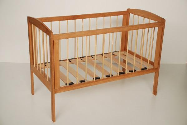 Детская кроватка «Промтекс» с реечным основанием