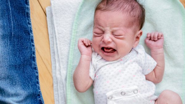 Signs and symptoms of colic in newborns