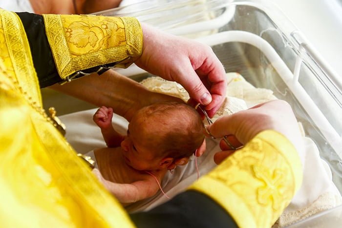 крещение ребенка в больнице 