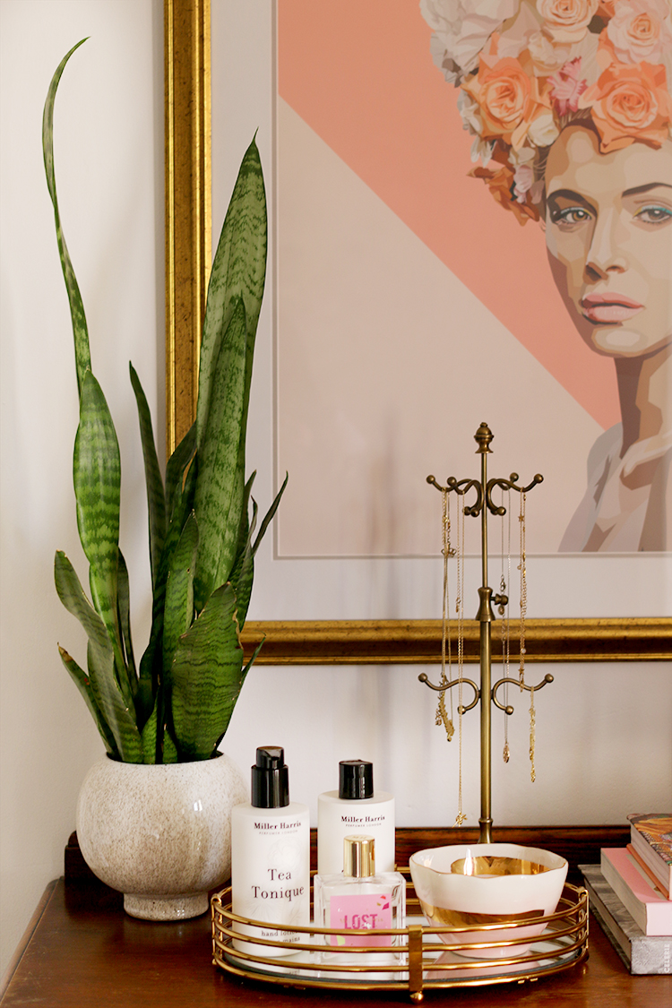 Styling Tips for Creating a Vignette on your chest of drawers