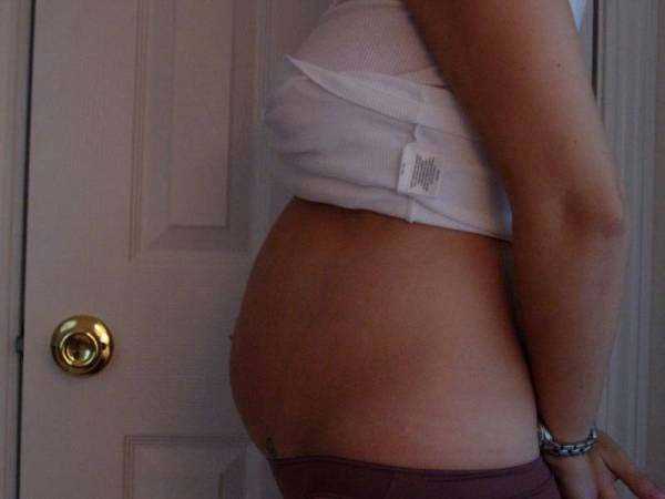 Шевеления на 19 неделе беременности. Беременный живот 18 недель. Живот на 18 неделе беременности. Живот на 17-18 неделе беременности. Животик на 18 неделе беременности.